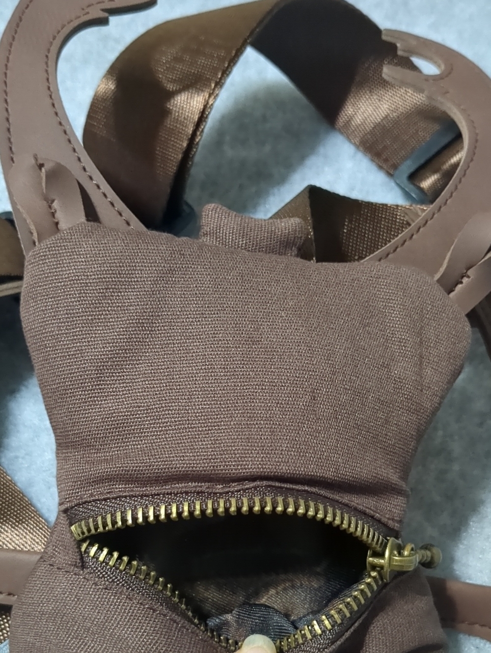 Red flies brown beetle bag crossbody bag NWOT - Picture 12 of 14
